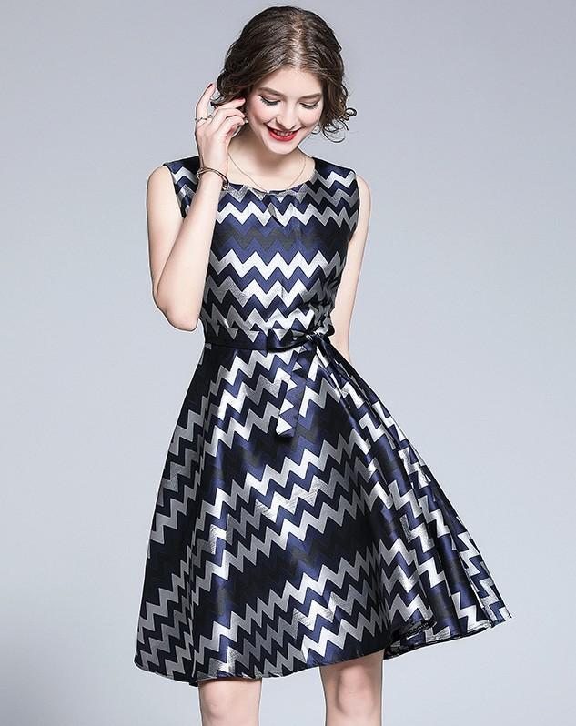 Fashion Print Sleeveless Hepburn Dress