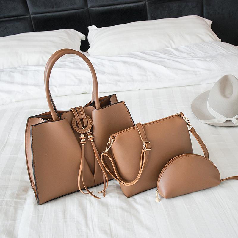 Designer Fashion Large Capacity Bags for Women