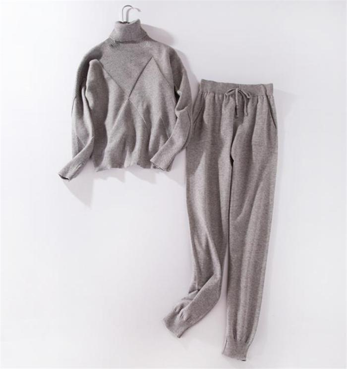 New Fashion Turtleneck Sweater Knit Suits